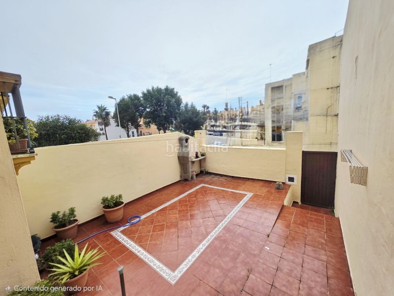 Foto 77e62910-a908-4b90-b867-4ca2b8063a2e. Casa a schiera in calle coronel francisco valdés 19 in Tarifa