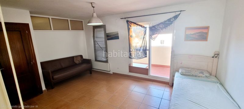 Foto a0abcdd3-eb9d-442e-b8c9-6ef99fb90a6c. Casa a schiera in calle coronel francisco valdés 19 in Tarifa