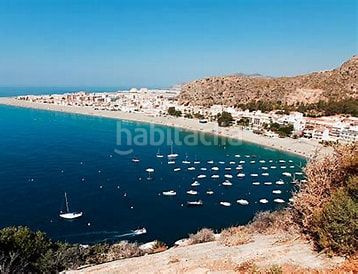 Foto 536db128-eb4b-4066-b8d9-b714851df482. Casa adossada a calle adarves 2 a Calahonda Mijas