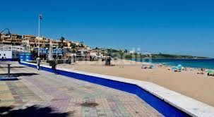 Foto f798ba5c-30a9-4e76-9f35-824580de8c8d. Chalet in n/a in La Granja - La Colina - Los Pastores Algeciras