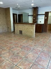 Rent Business premise in Havana. Local adaptado para iniciar actividad cafeteria bar