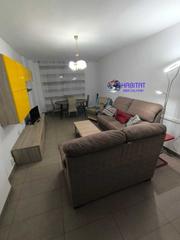 Location Appartement à Plaza de Toros. Piso en alquiler en centro  plaza de toros, 4 dormitorios.