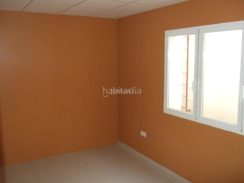 Foto a12520f7-a269-4ec5-87ca-ff70ce222579. Location bureau dans Tàrrega