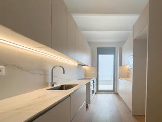 Casa adossada  Carrer d'aparici. Casa per estrenar