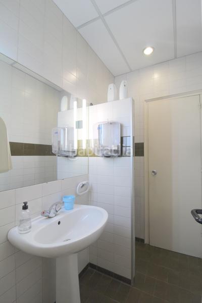 Foto 7b4af39e-bbfb-4860-bd0c-65047f49f889. Affitto locale commerciale in carrer de navarra 14 in Granollers