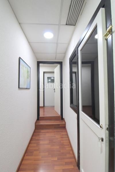 Foto e9e0cabc-822f-4dcd-9370-3624bc00bee4. Alquiler local comercial en carrer de navarra 14 grande local centrico en Granollers