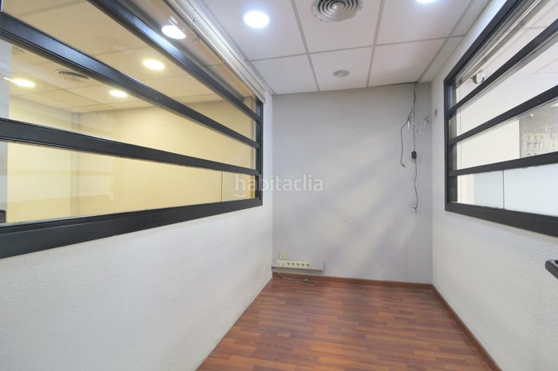 Foto 638b5ba9-8251-4316-b4bd-d51f6d93799c. Lloguer local comercial a carrer de navarra 14 a Granollers