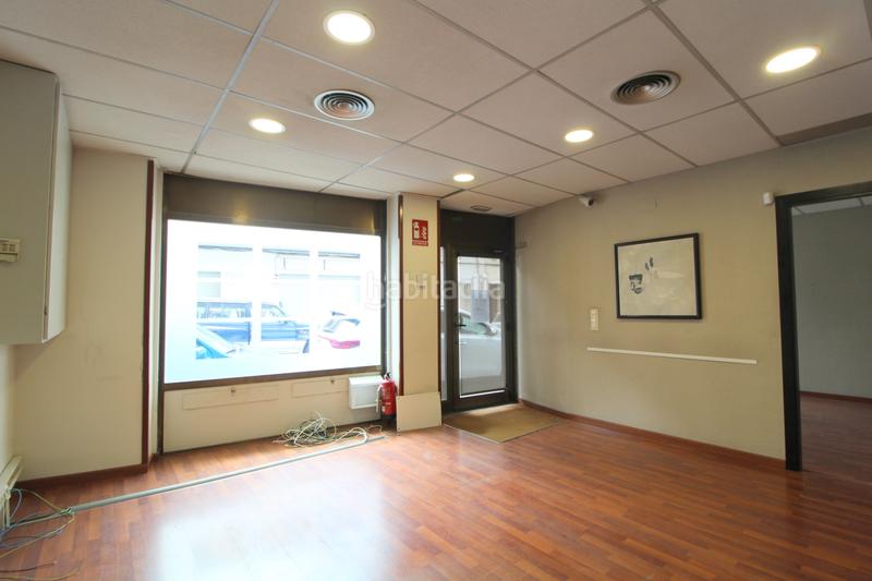Foto c00eb127-0091-4616-b56d-5af68036c554. Lloguer local comercial a carrer de navarra 14 a Granollers