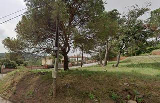 Terreny residencial a Carrer del pi 11. Terrreno esquinero