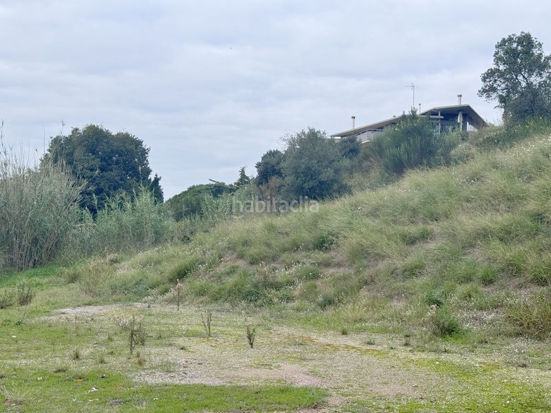 Foto 5f3ab607-9ec8-48a7-bf8a-68c7632752d8. Terreny residencial a carrer del maresme 7 a Canovelles