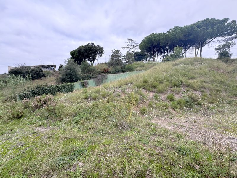Foto e0c65d83-c0d2-4bea-bf1a-0eec87c1e8e5. Terreny residencial a carrer del maresme 7 a Canovelles