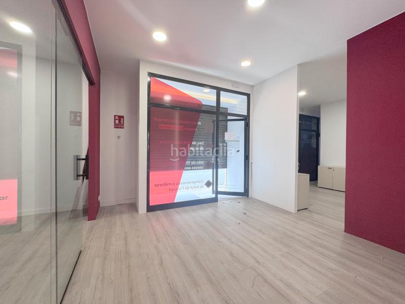 Foto 55c0558b-ee99-43b5-84a9-93e63e659423. Location local commercial dans carrer de foment 5 dans Granollers