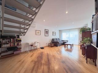 Triplex  Carrer de sant jaume. Tríplex con encanto, tipo casa, en pleno centro de granollers