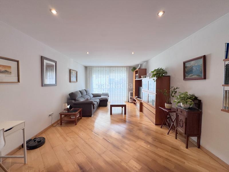 Foto a43e7e2c-a67f-4a11-9ff3-897aaf8bee0e. Triplex avec chauffage dans Sant miquel Granollers