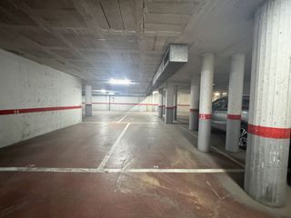 Aparcament cotxe a Carrer de palaud�ries 68. Plaza de pk muy bien ubicada