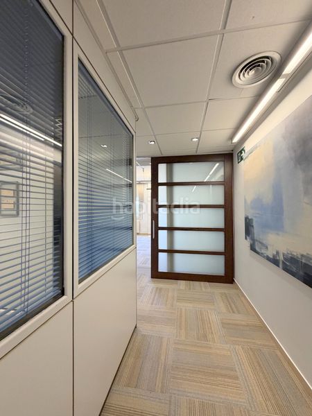 Foto 2a274f63-521a-41ab-9447-fe61d0d01319. Alquiler oficina en rambla josep tarradellas 3 profesional de 116 m² en primera planta en Granollers