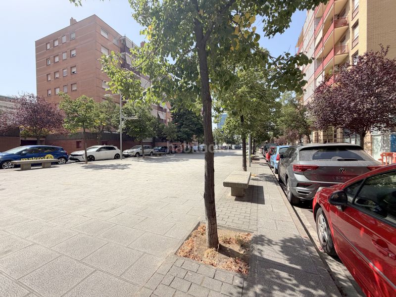Foto 5058d4d0-f4ac-4fe0-9b30-bf79bbe5d781. Alquiler oficina en rambla josep tarradellas 3 profesional de 116 m² en primera planta en Granollers