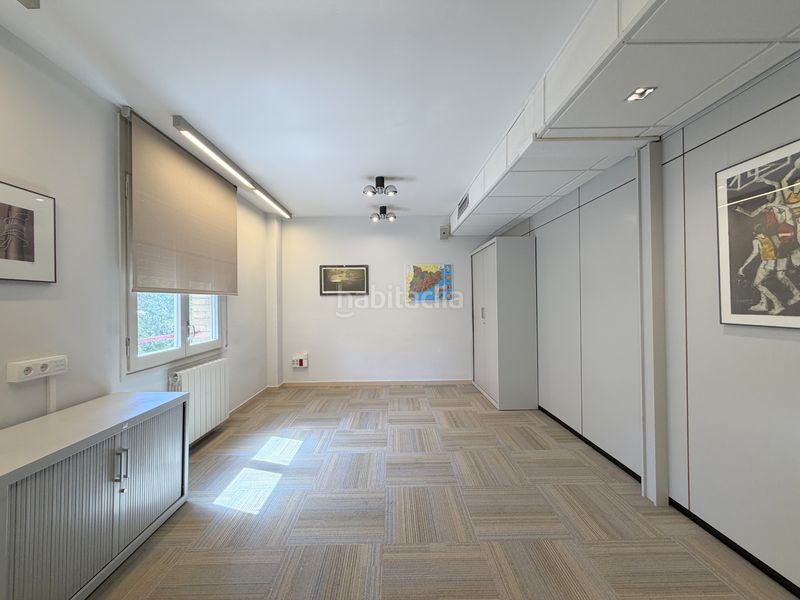 Foto 513ac510-d43d-4806-8383-be65a0542bee. Alquiler oficina en rambla josep tarradellas 3 profesional de 116 m² en primera planta en Granollers
