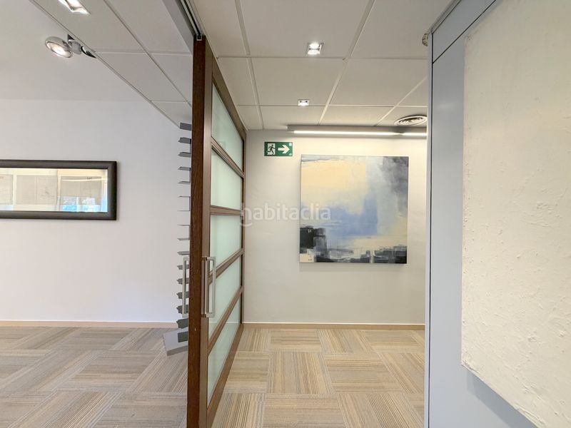 Foto b77ce2ab-e5b6-4f2b-963f-1b807455116d. Alquiler oficina en rambla josep tarradellas 3 profesional de 116 m² en primera planta en Granollers