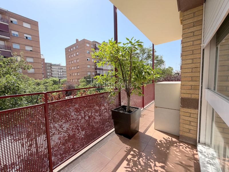 Foto ea8081ae-b7be-4aa4-ba17-816a80495eff. Alquiler oficina en rambla josep tarradellas 3 profesional de 116 m² en primera planta en Granollers