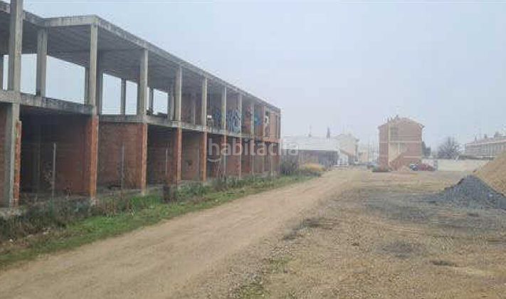 Foto 7b154bb7-f0ab-463f-a26a-14a32feffea1. Edifici a calle del arrabal 56 a Nuez de Ebro