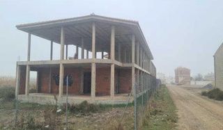 Building  Calle del arrabal 56. Unifamiliares para terminar