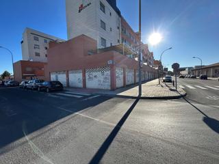 Local Comercial a Calle santa cruz de mudela 2. Venta de local-zona hospital