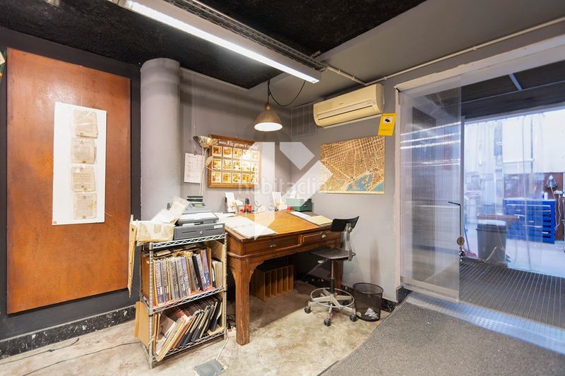 Foto 4a0c2652-045e-4b71-966c-d9119ea2c22e. Local comercial a Raval Barcelona