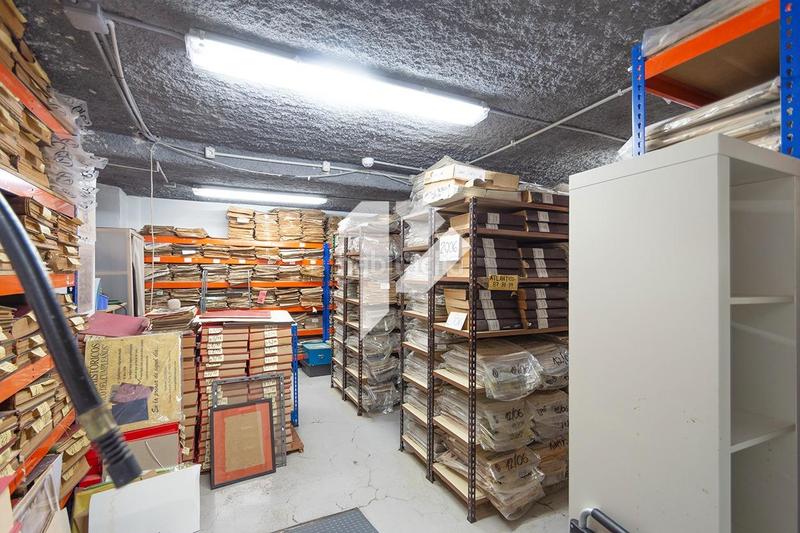 Foto b5ef7681-c281-4f25-a7aa-69db07042817. Local comercial en Raval Barcelona