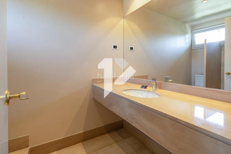 Foto 7c5e736c-8a8c-483d-adb7-56e2a38b5483. Piso en Pedralbes Barcelona