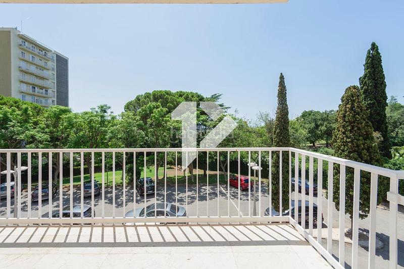Foto efe2aa51-c856-48ba-8ee0-52edc7f084ca. Piso en Pedralbes Barcelona