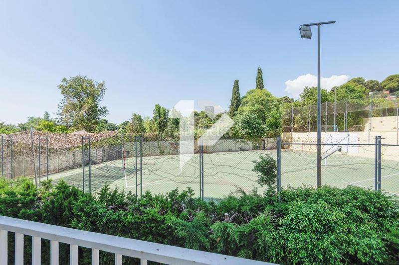 Foto ec9b709f-ee17-4eda-a213-aa18b9e930dc. Appartamento con riscaldamento parcheggio in Pedralbes Barcelona