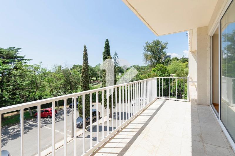 Foto 36615842-0470-4ecb-9fe4-03d64e442c2a. Appartement avec chauffage parking dans Pedralbes Barcelona