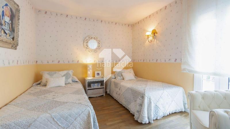 Foto 4a55be5f-6608-4505-8633-1ea0876d08a8. Casa amb calefacció aparcament piscina a Valldoreix Sant Cugat del Vallès