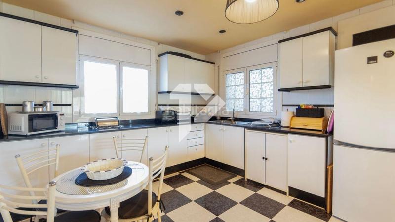 Foto f3d92c68-e535-4801-8cc2-2eea67cb593b. Maison avec chauffage parking piscine dans Valldoreix Sant Cugat del Vallès