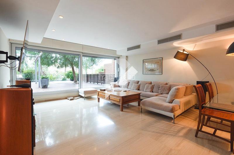 Foto 0417d03d-dc7a-41ba-a73b-d4a5ad0612d5. Chalet avec chauffage parking dans Sant Gervasi - Bonanova Barcelona