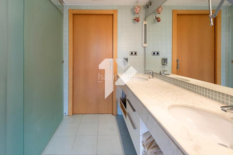 Foto ab27d8c0-131f-4390-a3e2-043e86d353c4. Chalet avec chauffage parking dans Sant Gervasi - Bonanova Barcelona