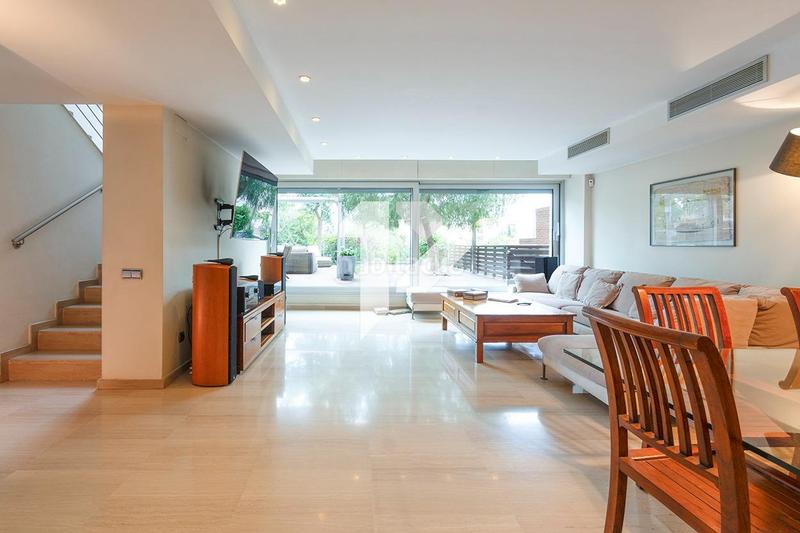 Foto 869cd4bf-55fa-410d-a5ef-6fdfa7dcc933. Xalet amb calefacció aparcament a Sant Gervasi - Bonanova Barcelona