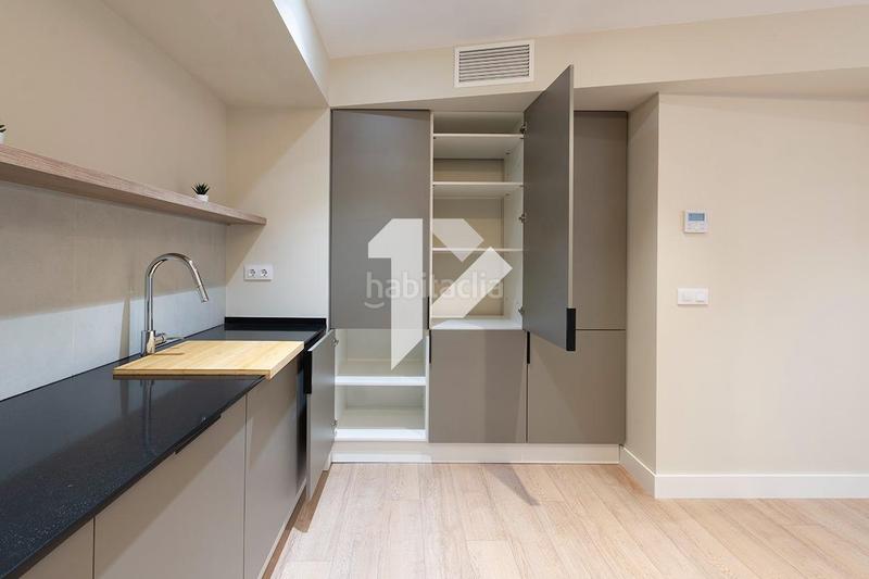 Foto 411c42d3-d9eb-47a7-9016-e4d4693a2f8e. Studiowohnung mit heizung in Putget - Farró Barcelona