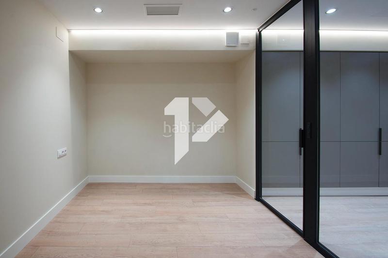 Foto 3bb153fa-dfa2-49fe-8592-2a1e40685637. Geschäftsraum in Putget - Farró Barcelona