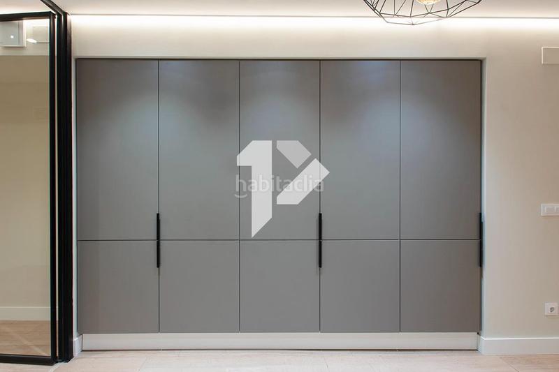 Foto cba43fd4-ad48-4e28-96c8-ae80dc764966. Local commercial dans Putget - Farró Barcelona