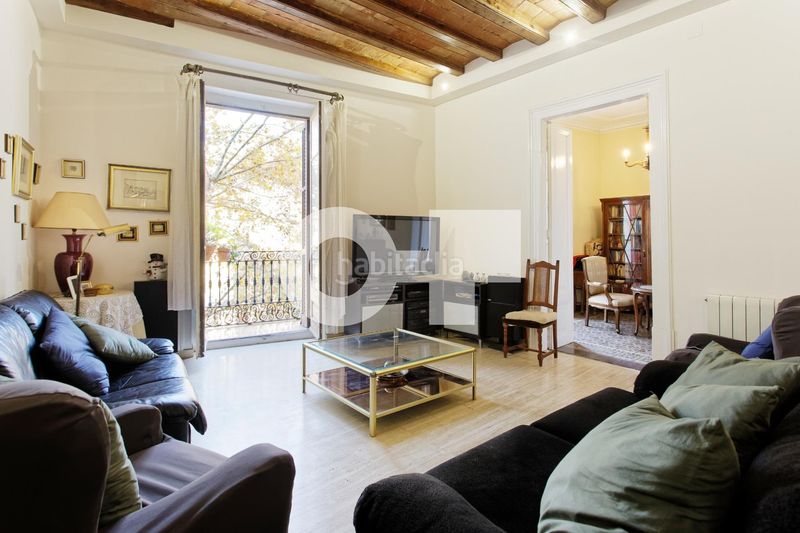 Foto 9a26137c-aa4e-4f1a-8d32-e2420d252389. Apartament amb aparcament a Raval Barcelona