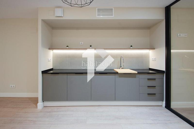 Foto 7855e735-dc0c-435e-856b-5d1c5aff2f4d. Estudio en Putget - Farró Barcelona