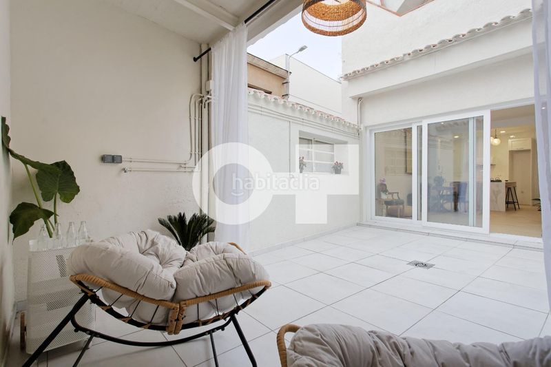 Foto 12eaf215-b7ae-4bc2-bae7-87596fa40a73. Casa pareada en Creu Alta Sabadell