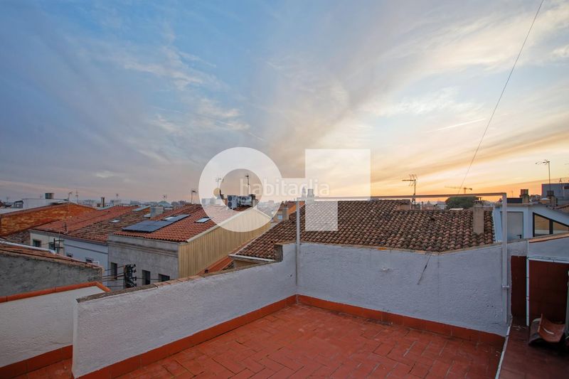 Foto d1f861d8-3e2f-4d78-83c0-d61798bd5092. Casa pareada en Creu Alta Sabadell