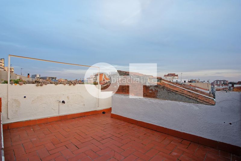 Foto fd9a7e59-ef6e-4dc3-b0b2-2d3bec1dea85. Casa pareada en Creu Alta Sabadell