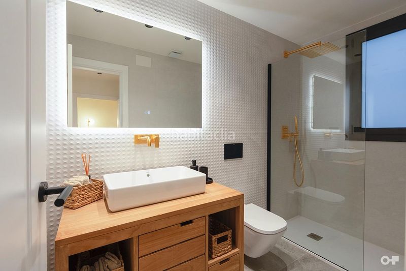 Foto e77de818-856a-4fdc-b1a6-cb0f811f309b. Pis a L´Antiga Esquerra de l´Eixample Barcelona