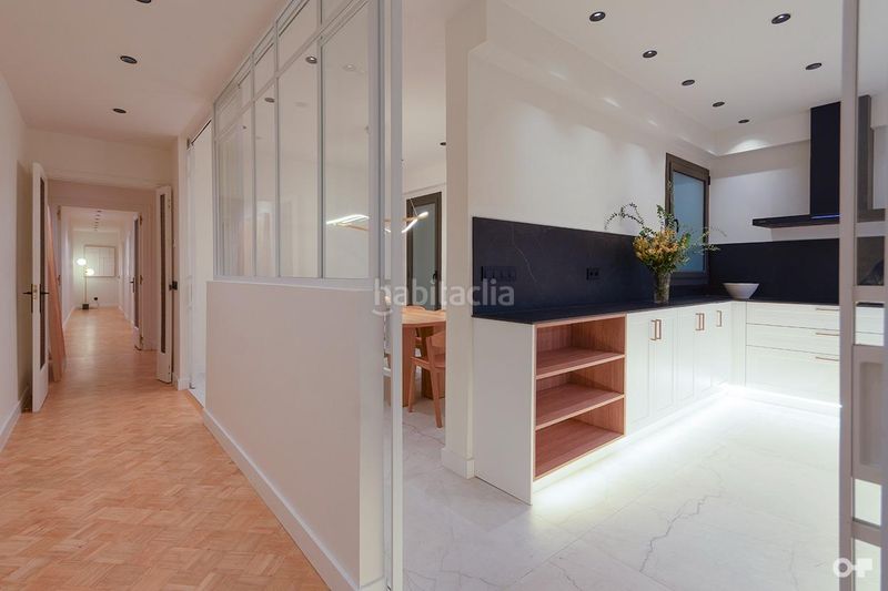 Foto f55bb576-0473-4e0c-a8c6-ca23ccfc0df8. Pis a L´Antiga Esquerra de l´Eixample Barcelona