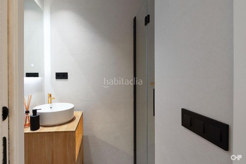 Foto f5953cb5-2f11-449f-837a-81ca5b7be2ff. Pis a L´Antiga Esquerra de l´Eixample Barcelona