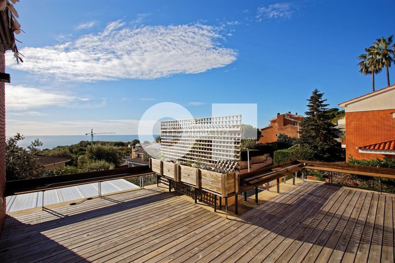 Foto 476f0ad9-a72f-45bc-af6a-6bdea9c25957. Xalet amb calefacció aparcament piscina a Teià